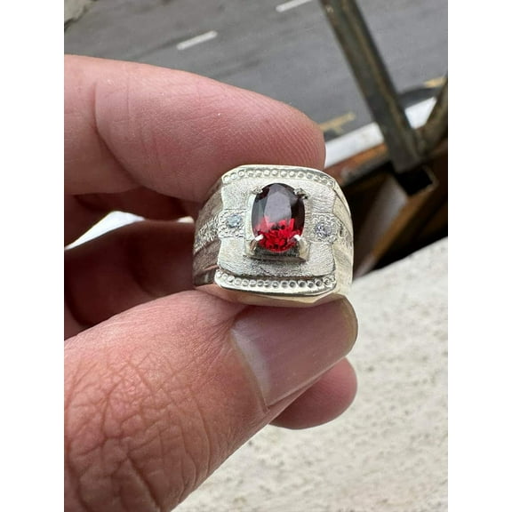 NATURAL GARNET GEMSTONE 18K WHITEGOLD MALE RING
