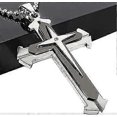 thumbnail image 1 of Collar con cruz de titanio para hombre, 1 of 3
