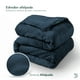 thumbnail image 2 of Cobertor Afelpado Dreamlab, Colcha Suave Polar con Microfibras, Cálida y Transpirable para Invierno, Hipoalergénico, Tamaño Matrimonial, Azul Noche, 2 of 10