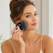 1PC Blend & Blur Body Kabuki Self Tanner Brush, Oversize Body Blending Brush for Self Tanner, Makeup & Contour Blending, 4.3 Inch Dense Oval Kabuki Head Delivers Even Coverage
