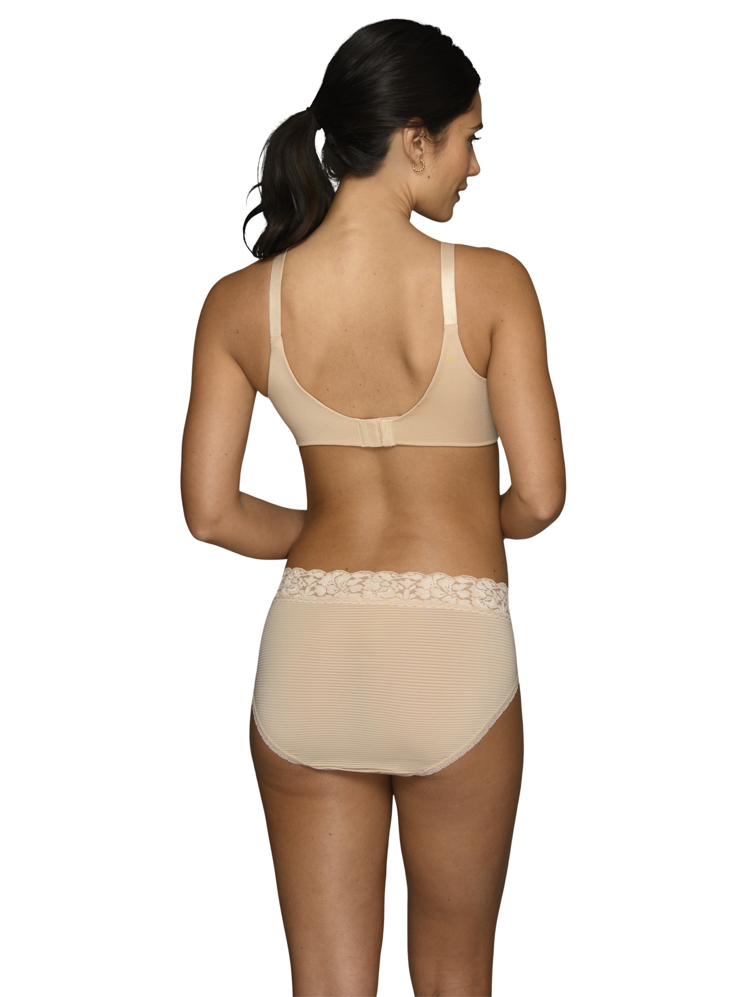 Vanity Fair Women's Beauty Back Full Figure Wirefree Bra in Star White | Size: 36G