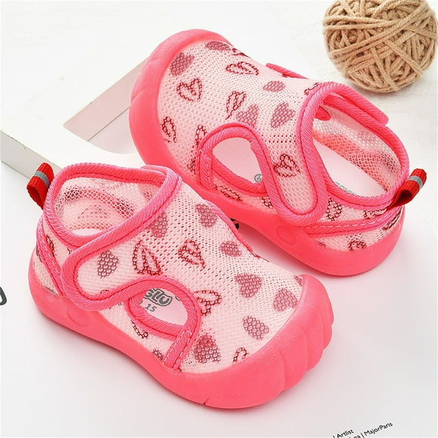 Penkiiy Zapatos de agua para niños pequeños Zapatos de agua descalzos para niños Baby Wide Aqua Socks con arco Soporte Respirable Niños Chicas Sandalias para caminar Zapatos