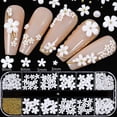 thumbnail image 3 of Decoración de uñas, juego de diseño de lentejuelas y perlas de flores blancas, tachuelas florales, gemas de diamantes de imitación para calcomanías y láminas de uñas., 3 of 5