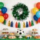 thumbnail image 1 of Guirnaldas de fútbol para la decoración de fiestas futbolísticas | Tiras de cinta colgantes para celebraciones temáticas de fútbol, 1 of 7