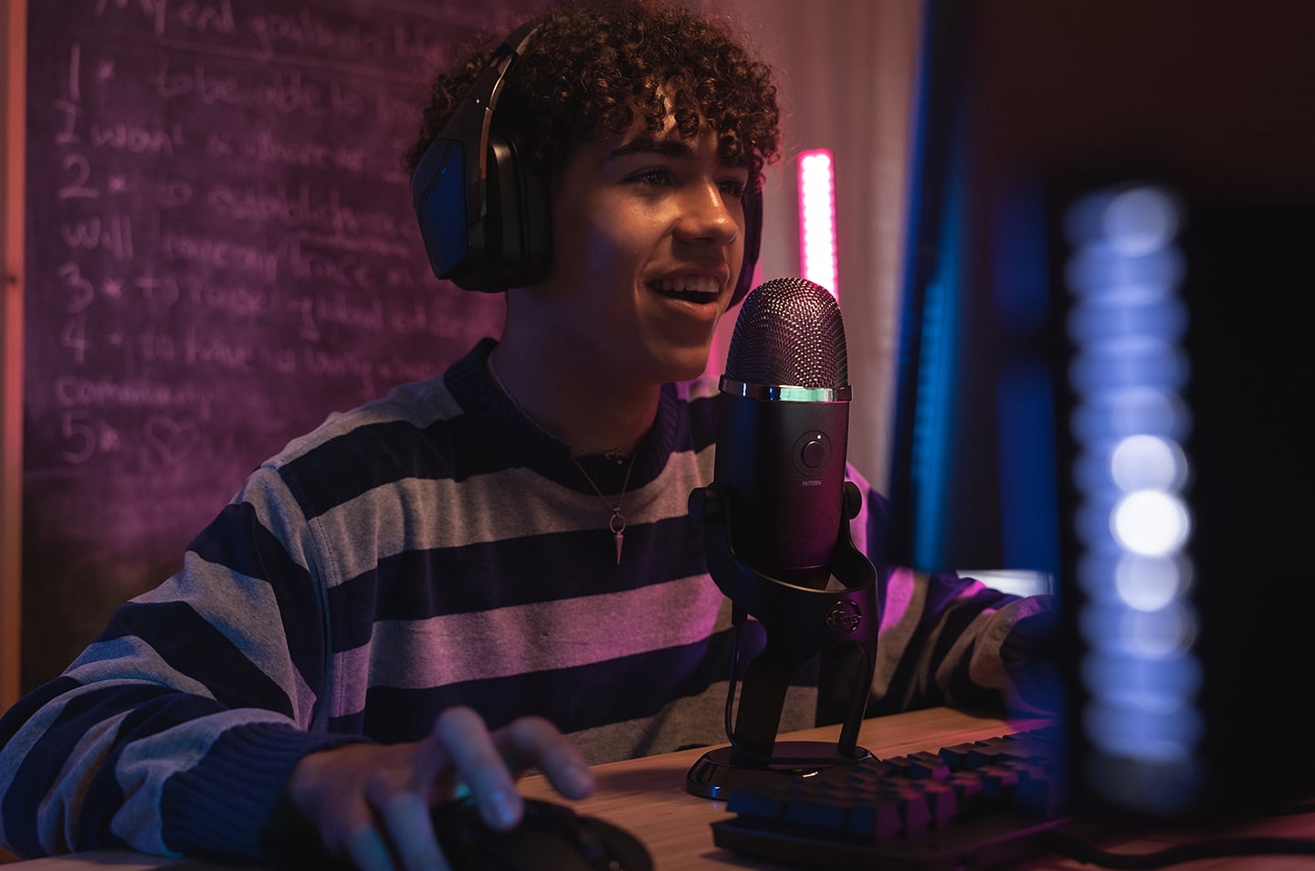Yeti X Professional Usb Microphone For Gaming Streaming And Podcasting Walmart Com Walmart Com Yeti X Professional Usb Microphone For Gaming Streaming And Podcasting Walmart Com Walmart Com