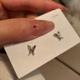 thumbnail image 1 of Juego de 6 pendientes de mariposa de diseño atractivo, pendientes de diseño de nicho femenino de alta gama, pendientes de explosiones de amor, 1 of 6