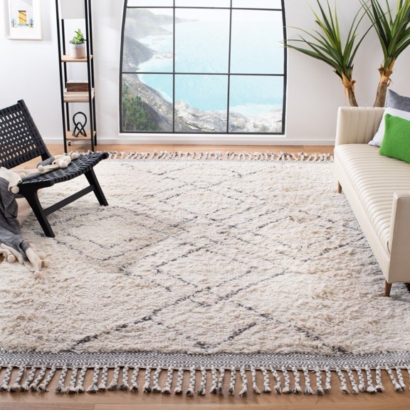 SAFAVIEH Casablanca Jarred Geometric Wool Shag Area Rug, Grey/Ivory, 5' x 8'