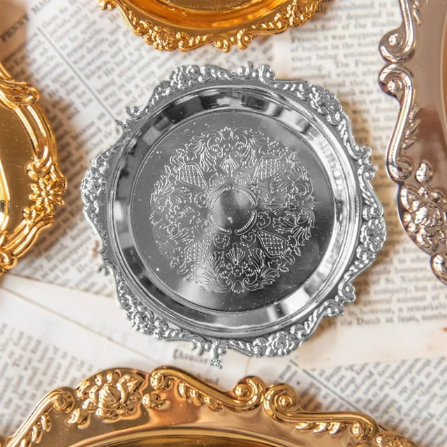 JilgTeok 4 Packs Retro Trinket Trays Rustic European Style Gold Metal Plates Exquisite Small Plates Jewelry Display Dish Dessert Plates Photo Props