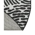 thumbnail image 6 of Unique Loom Outdoor Modern Collection Area Rug - Maze (7' 10" Round Black and White), 6 of 6