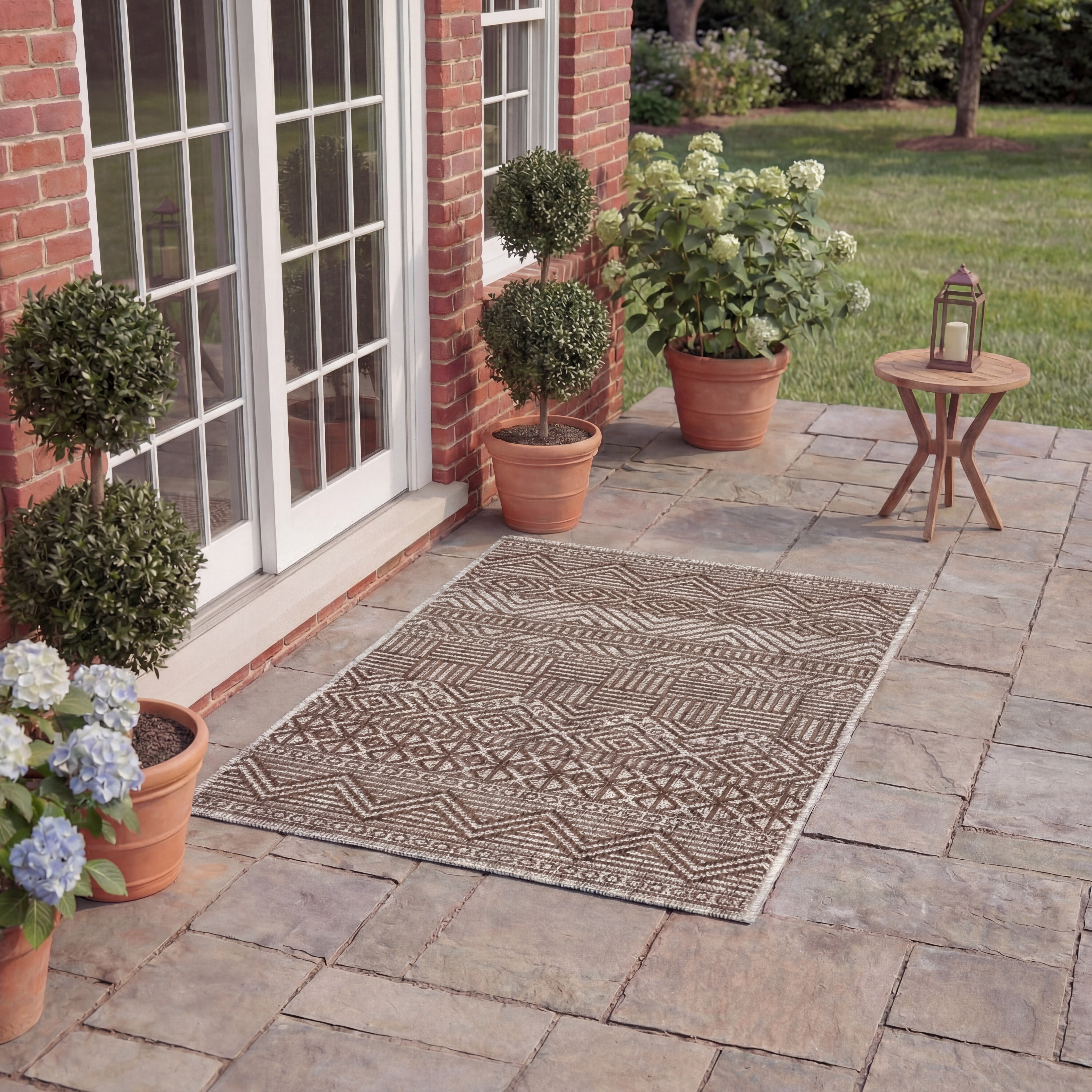 SAFAVIEH Courtyard Altan Geometric Indoor/Outdoor Area Rug, Grey/Brown, 6'7" x 6'7" Square