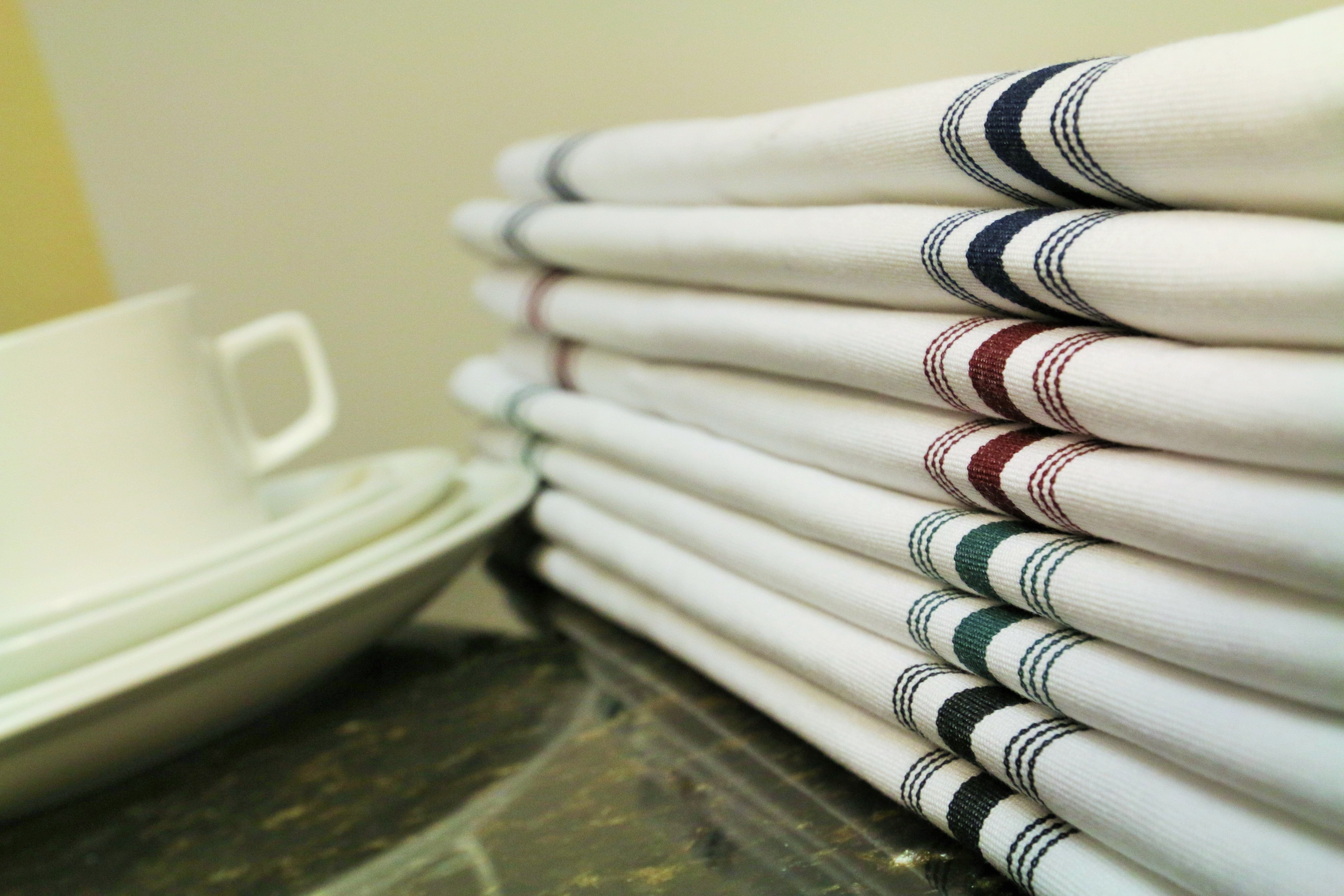 MJS 100% Spun Polyester 2 PLY Napkins 12 PK Type: Bistro, Color: Navy ...