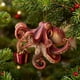 thumbnail image 3 of Adorno Navideño de Pulpo de Resina de 8 Brazos con Temática Marina, Decoración Colgante Navideña con Aro Dorado | Tentáculos Festivos con Mini Gorros de Papá Noel y Bastones de Caramelo | Regalo Cole, 3 of 5