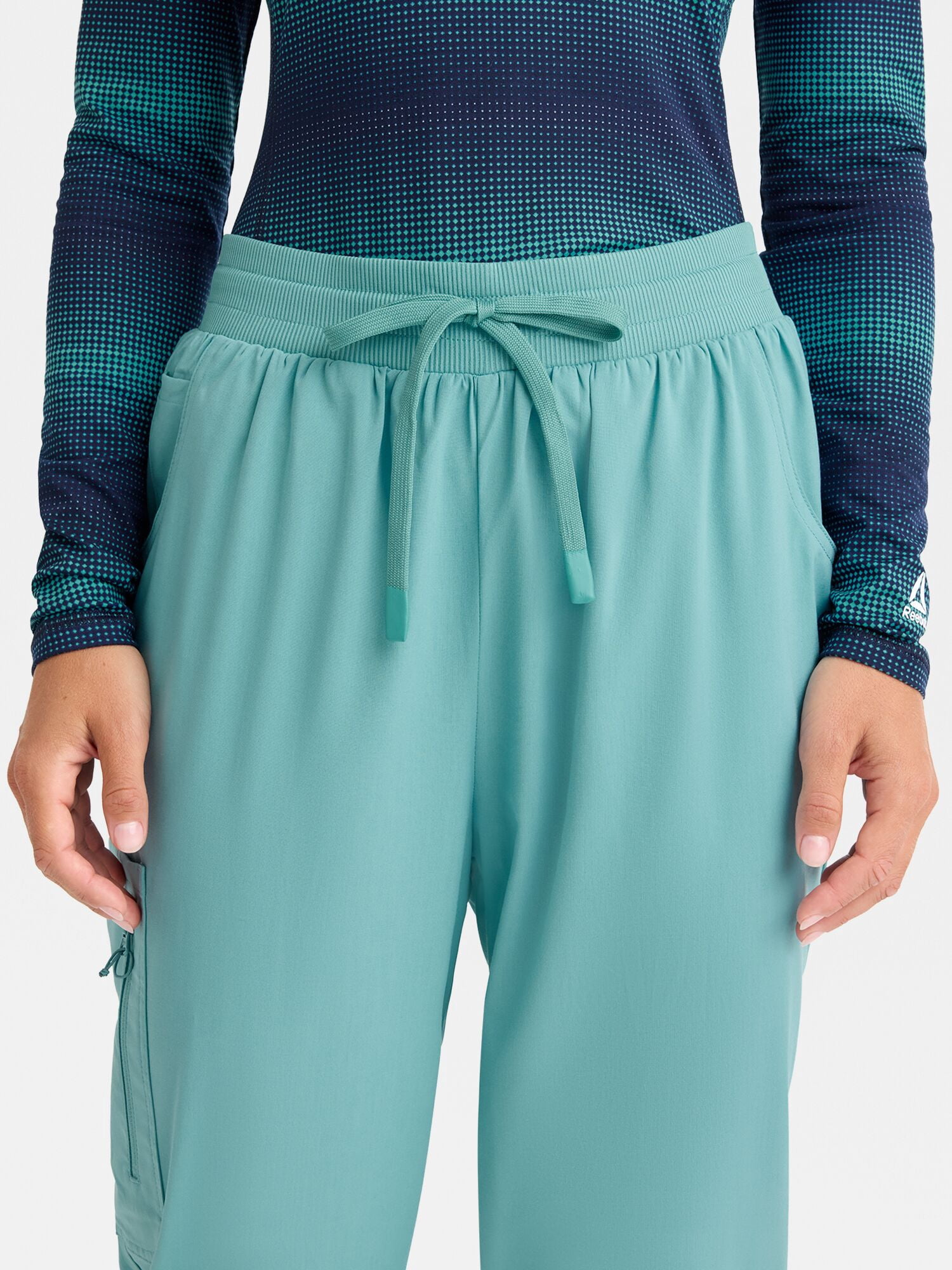 Reebok Women's Tech Comfort 4 Pocket Straight Leg Scrub Pants, 1 Pack, Sizes S - 3XL