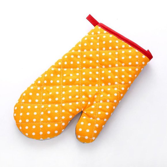 Ongmies Mitaines pour la Cuisson Offres à Durée Limitée, Ensemble d'Ustensiles de Cuisine Isolants Thermiques, Anti-Brûlure, Gants de Four à Micro-Ondes Résistants aux Hautes Températures Jaune (Petits Points) Vente de Fin de Série