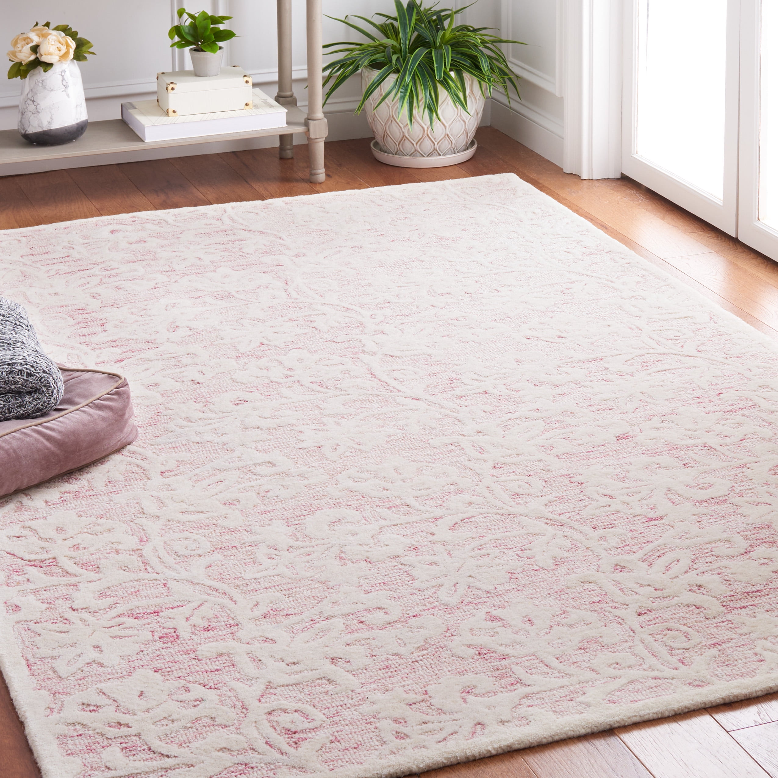SAFAVIEH Martha Stewart Metro Floral Area Rug, Pink/Ivory, 6' x 6' Square