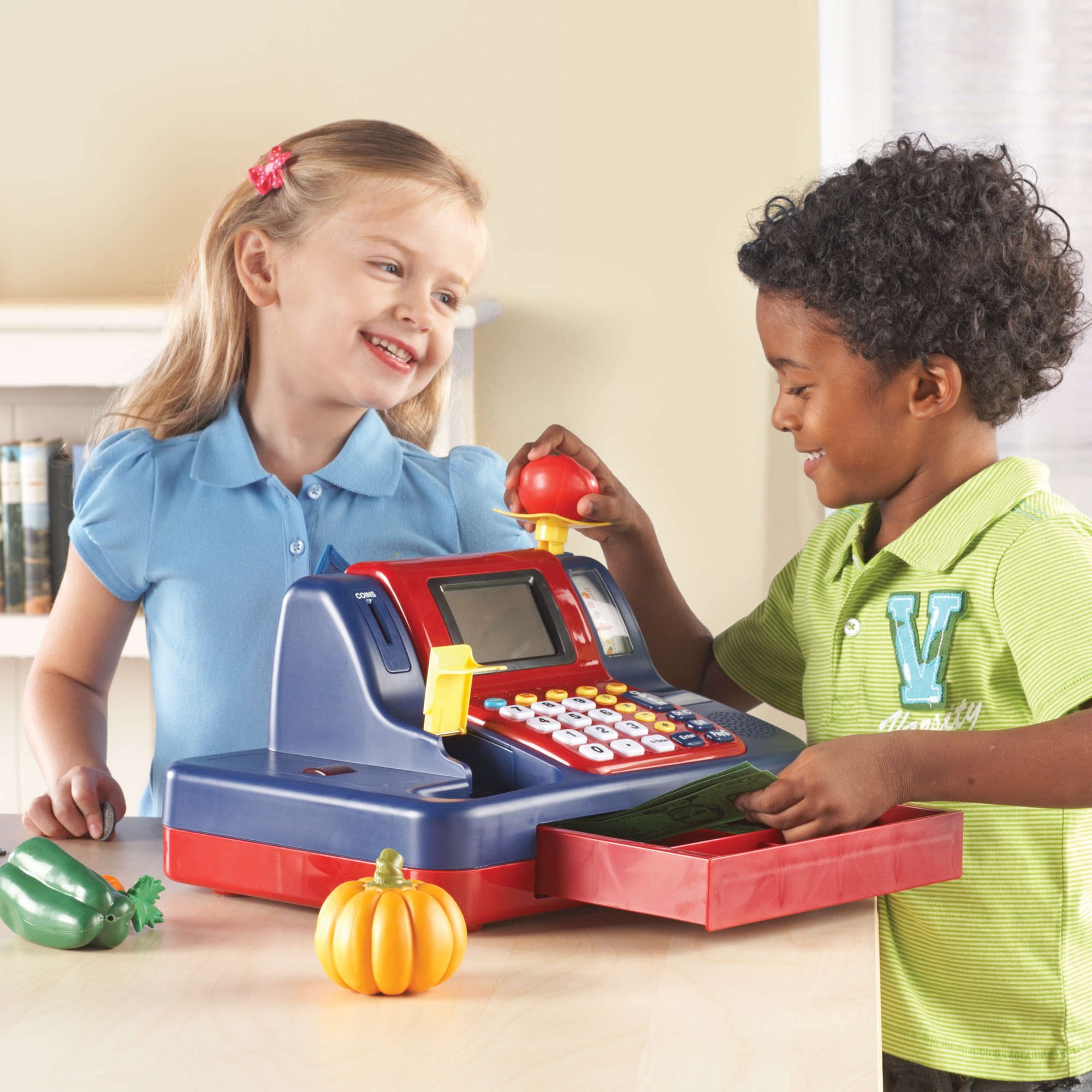 learning resources pretend & play teaching cash register