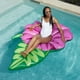 thumbnail image 5 of Flota hinchable para piscina Swimline con flor de hibisco, color morado, 1,78 m, 5 of 8