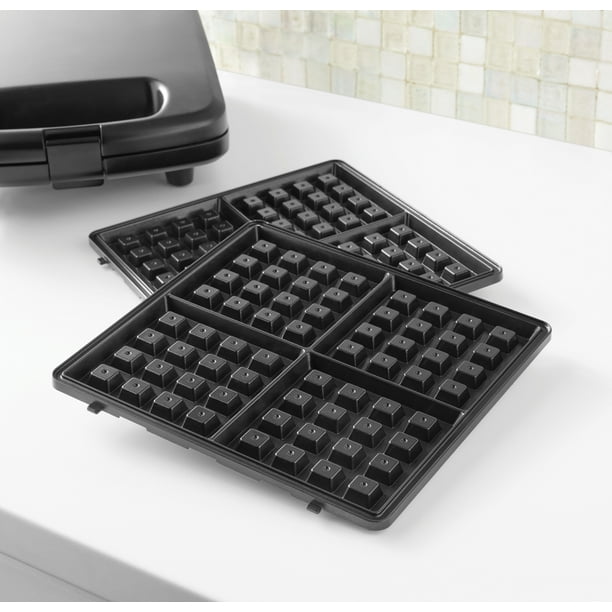 Mainstays 4 Slice Waffle Maker, Removable Plates, Black