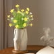thumbnail image 1 of Margaritas artificiales de césped acuático (5 tenedores) | Arreglo floral de plástico verde artificial realista | Adorno decorativo para el hogar sin mantenimiento | Accesorio para sesión de fotos (3, 1 of 5