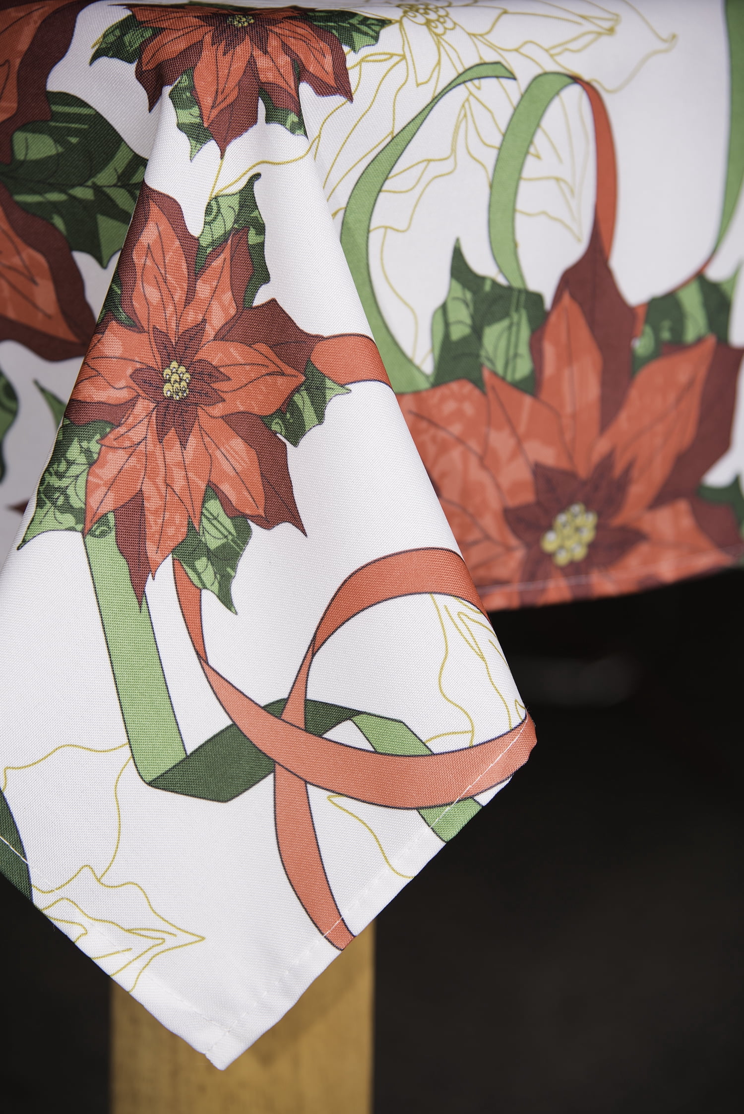 Holiday Christmas Ribbon 60"x102" 100% Polyester Tablecloth