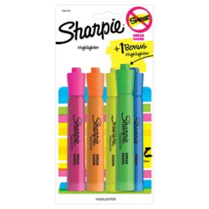 Sharpie Tank Style Highlighters, Chisel Tip, Assorted Fluorescent, 5 + 1 Bonus (The Best Highlighter 2019)