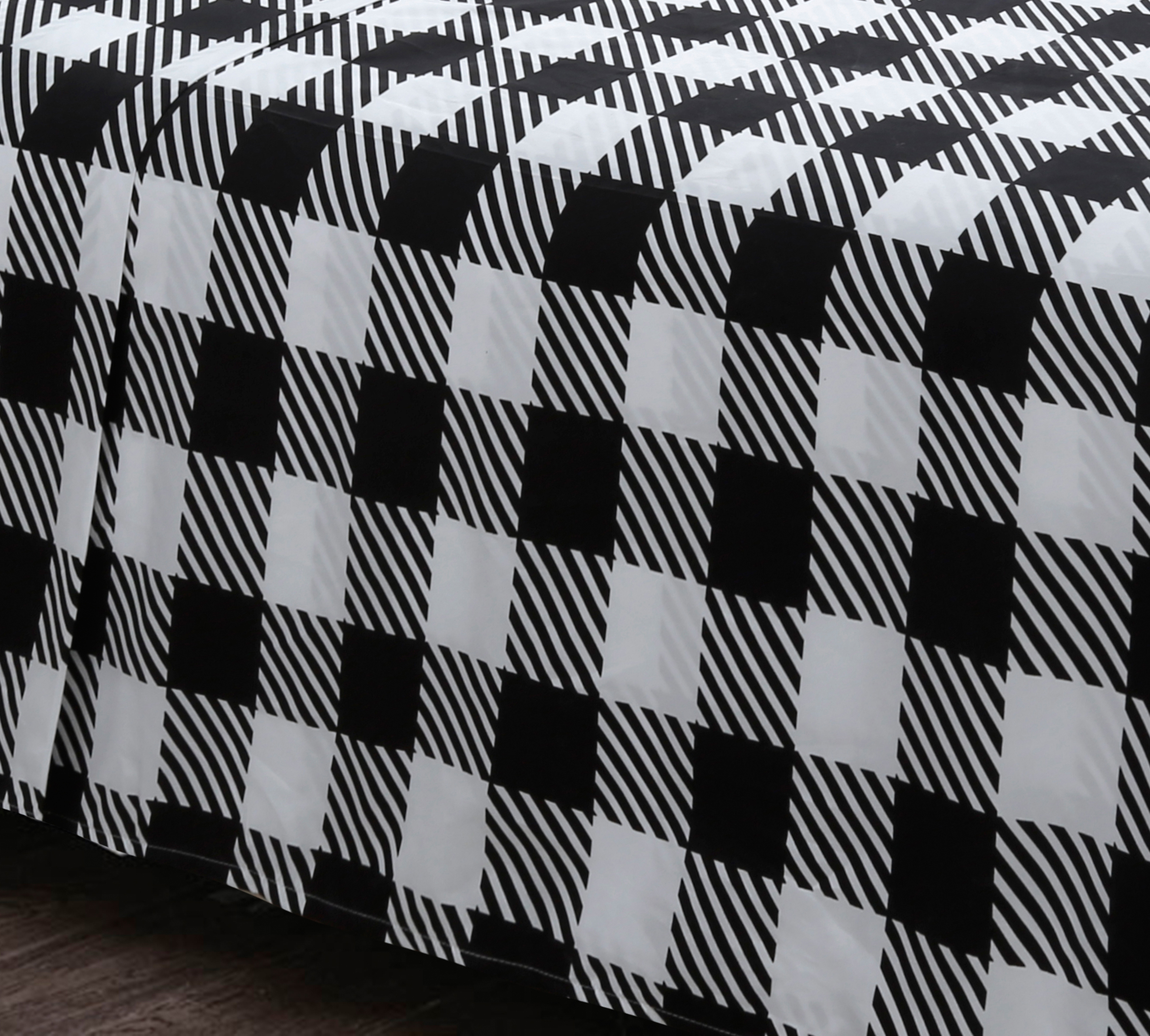 Ellory White and Black Plaid Sheet Set King