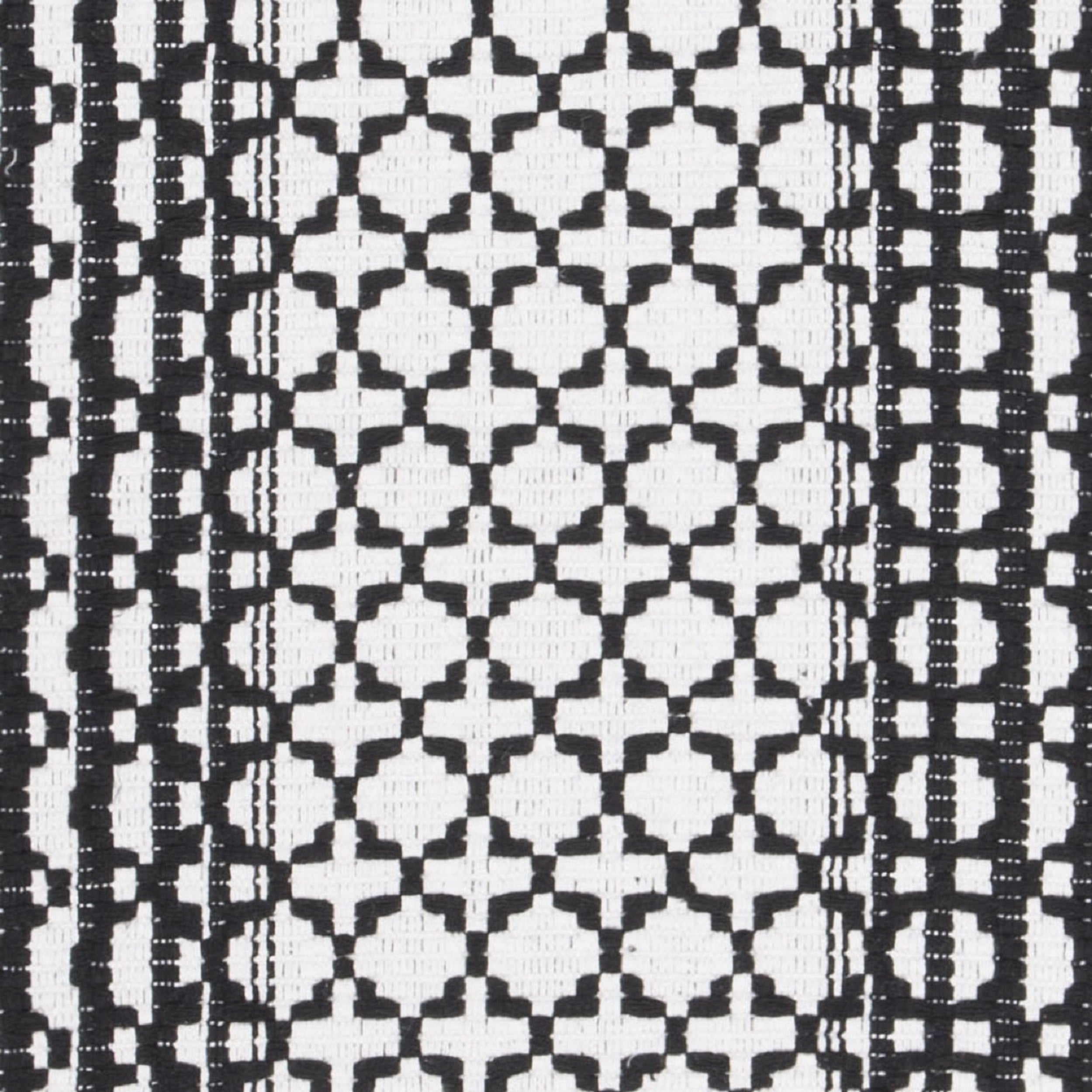 SAFAVIEH Montauk Cara Geometric Cotton Runner Rug, Black/Ivory, 2'3" x 7'