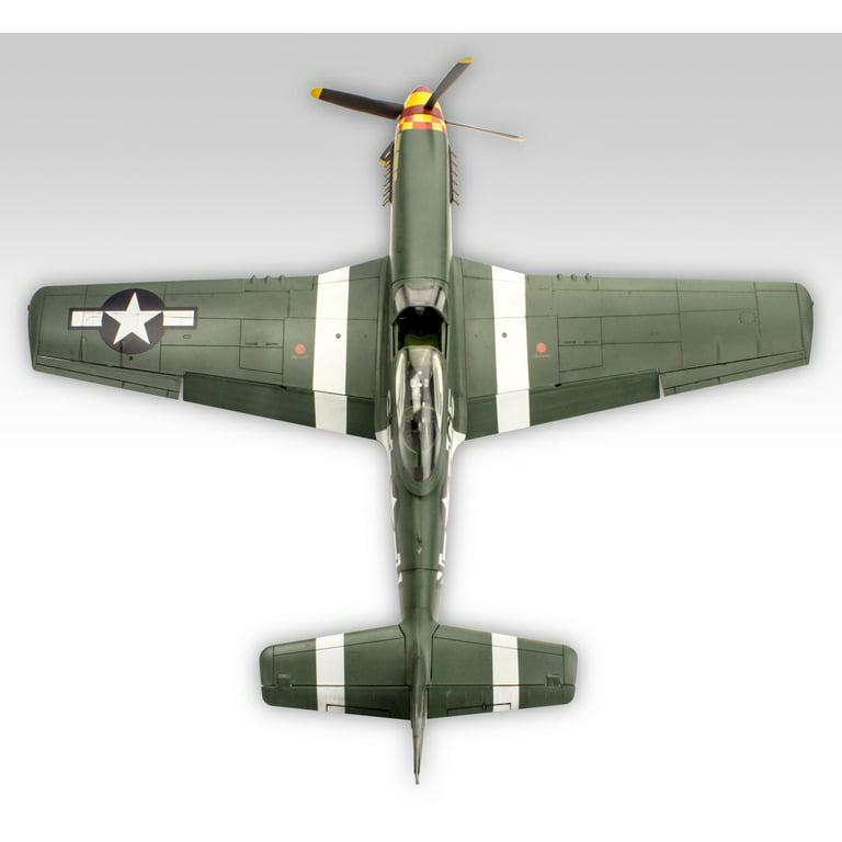 Maqueta Revell Mustang P-51D norteamericano con 1001hobbies (Ref.03944)