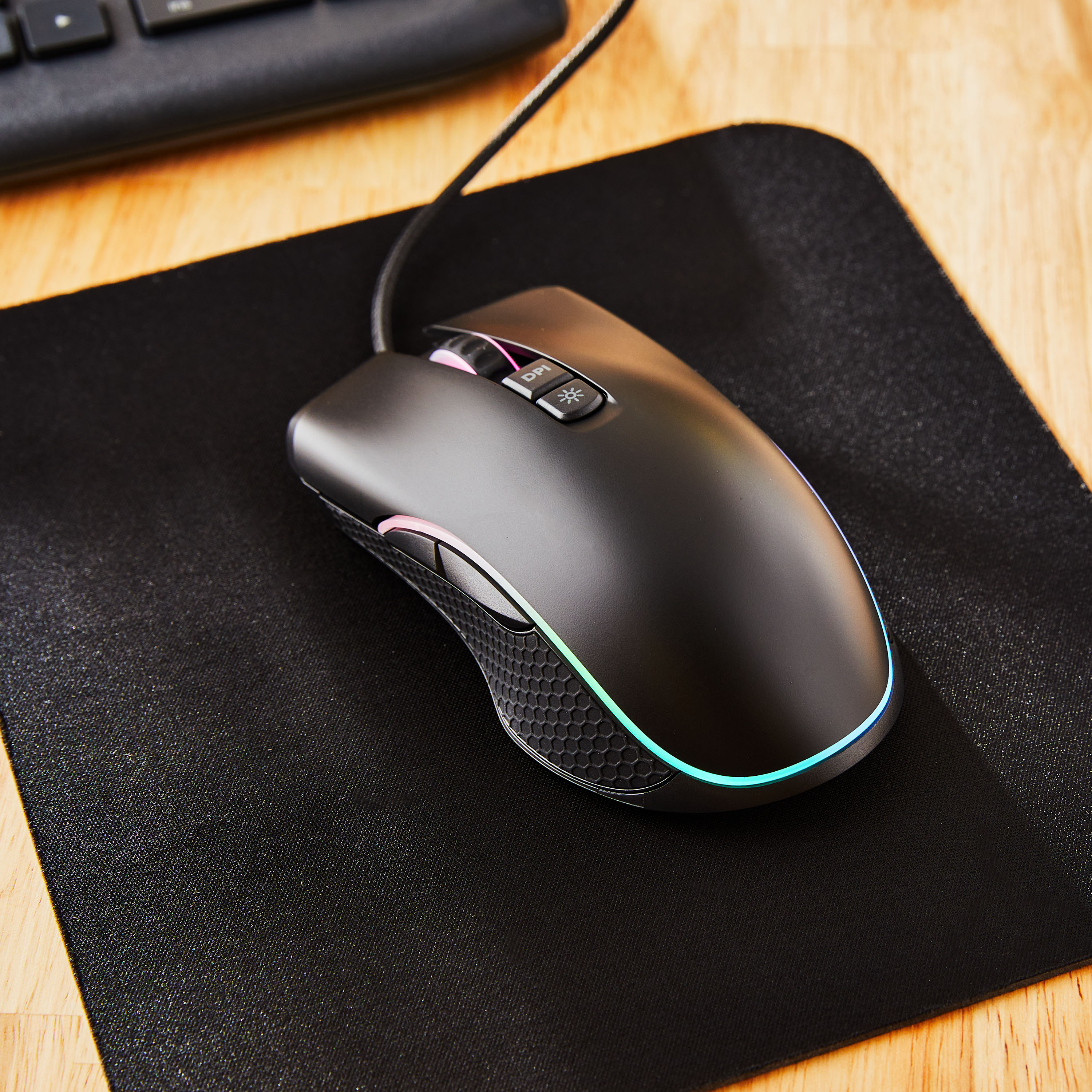 onn Wired USB Gaming Mouse with Adjustable DPI, 7 Buttons, Black photo 5