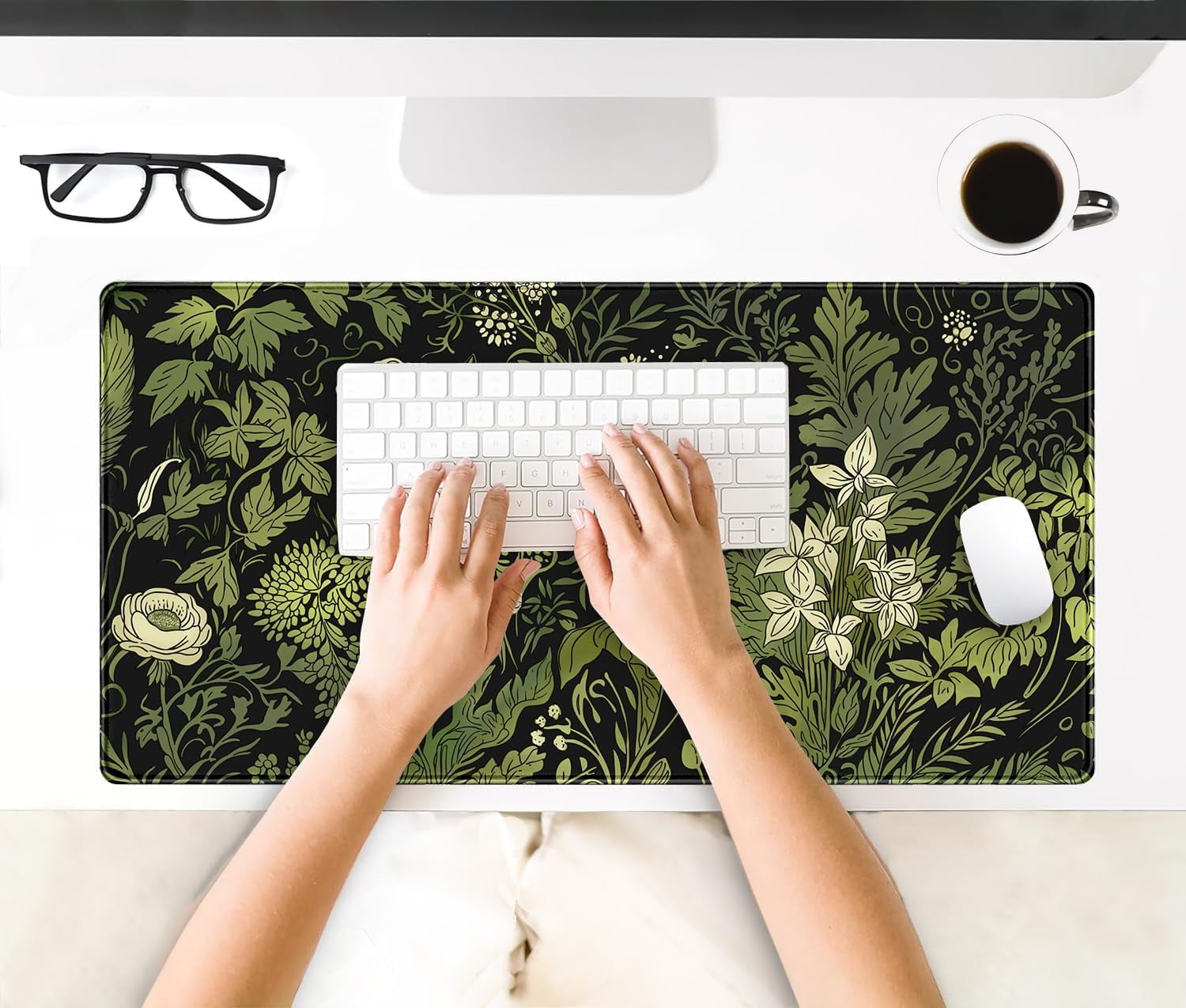 Floral Green Leaves Plant Pad Matt for Desktop Large Gaming Mousepad XXL Full Desk Mouse Pad Computer Keyboard Mat Deskmat Aesthetic Office Decor 31.5 X 15.7 Inch