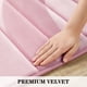 thumbnail image 3 of Juego de alfombras de baño BYSURE de espuma viscoelástica antideslizante y absorbente, color rosa, 3 of 7
