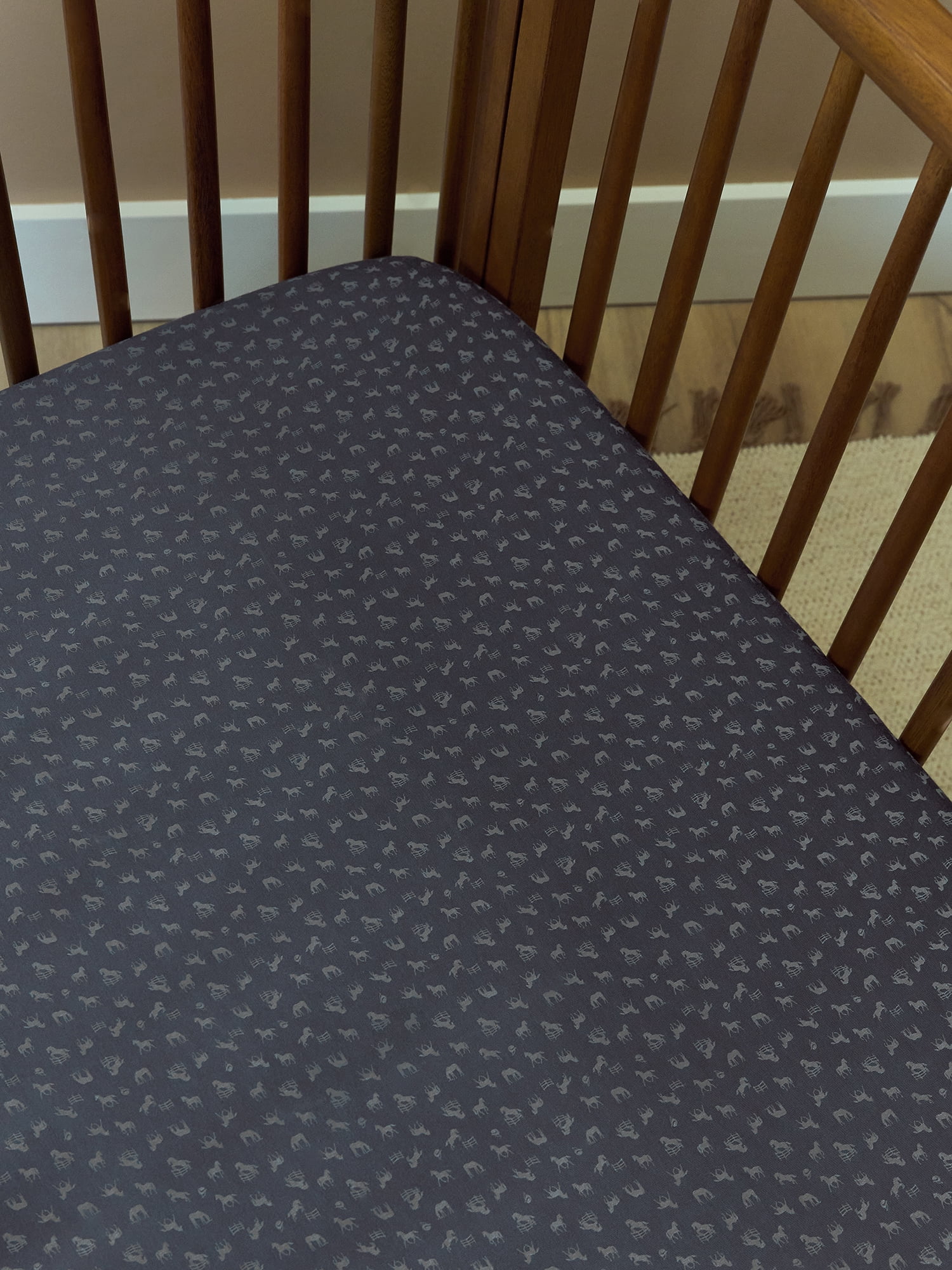 Modern Moments by Gerber Baby Neutral Super Soft Fitted Crib Sheet, Gray Western, One Size