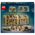 thumbnail image 4 of Set LEGO Harry Potter Castillo de Hogwarts: Clase de Herbología, 4 of 4