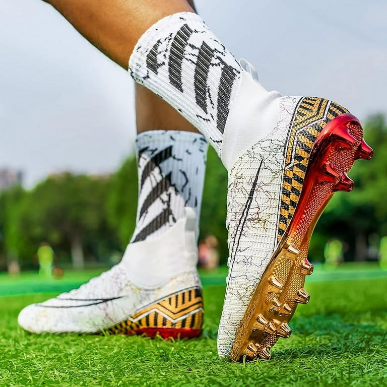 Men's Soccer Shoes Boys Gold-Soled Spikes Football Shoes