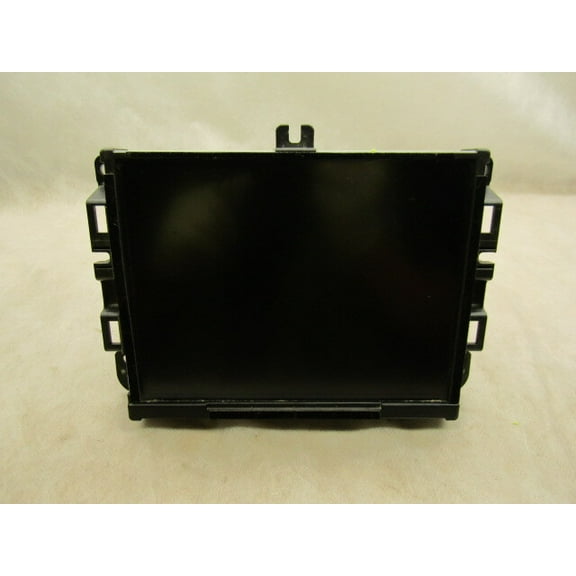 Pre-Owned 2015 Jeep Cherokee AM FM 8.4" Uconnect Radio Receiver OEM LKQ - Verify Specific Vehicle Fitment In Description - (Good)