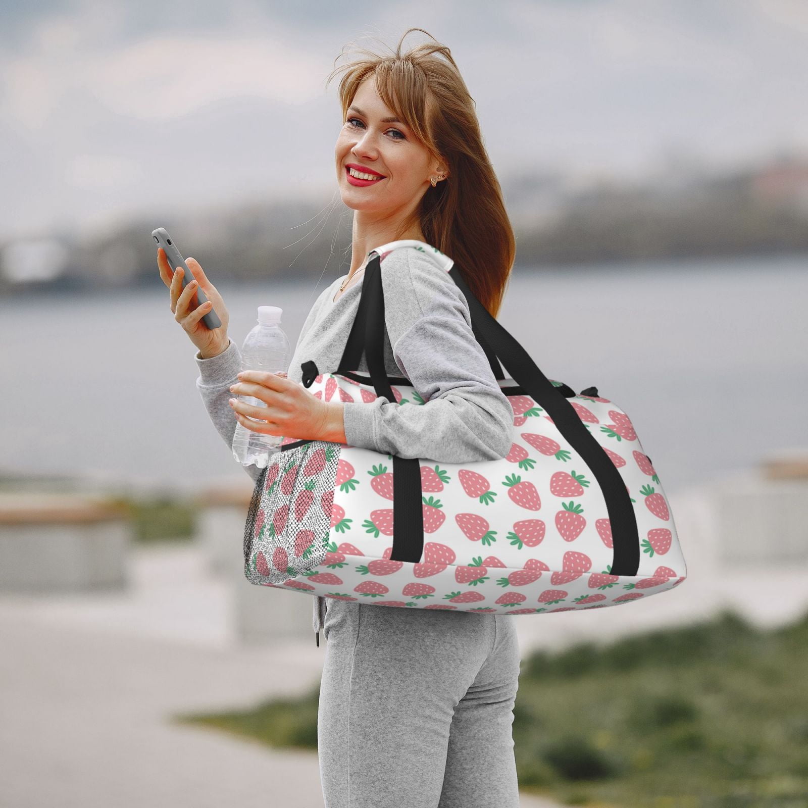 Fuzoiu Strawberry Print Travel Duffle Bag,Carry On Tote Bags,Duffel Bag,Sport Gym Bag, Hospital Bag for Labor and Delivery, Overnight Bag,Luggage Bag