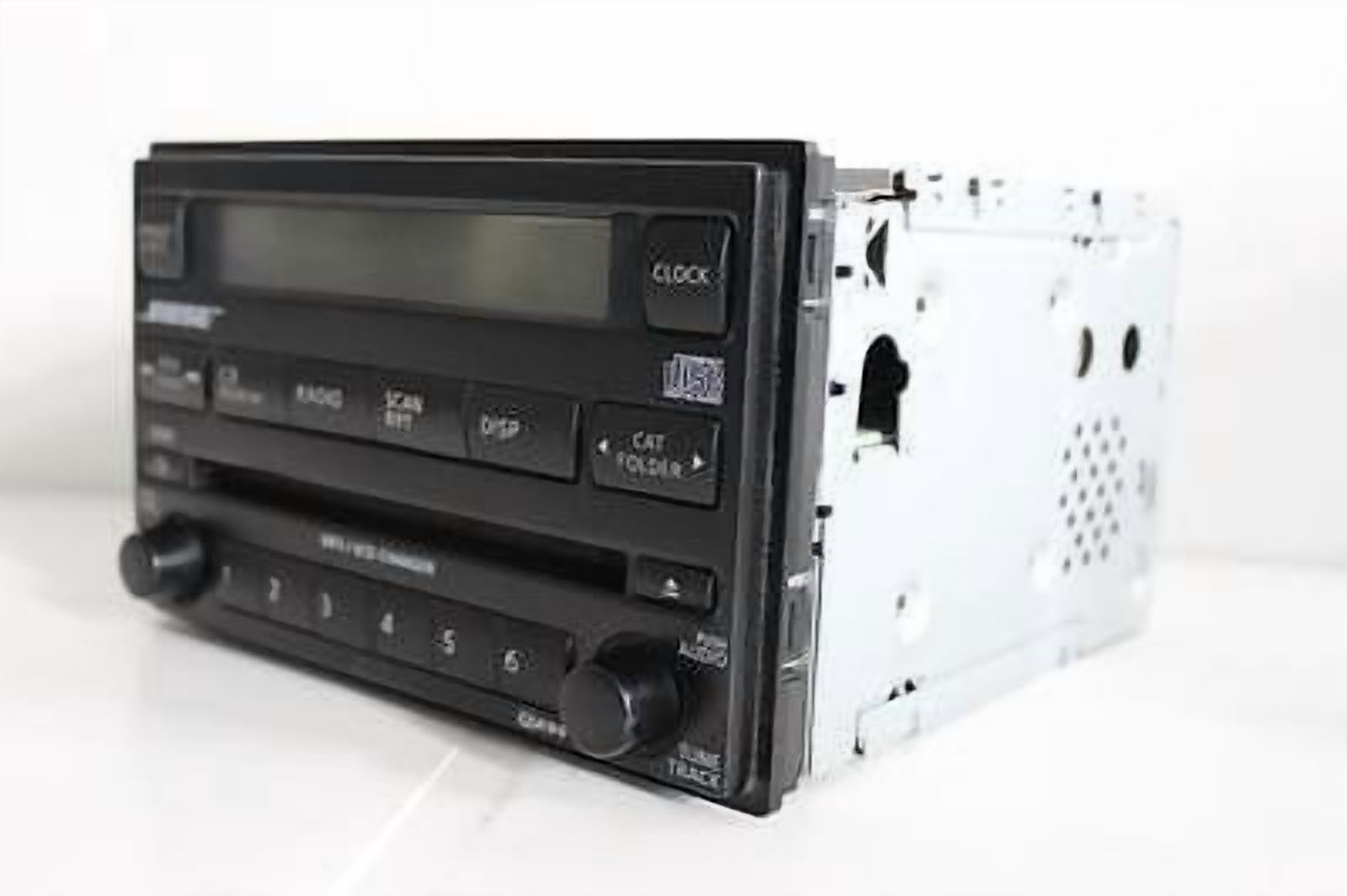 2005-2007 Nissan Xterra  Pathfinder Radio Stereo 6 Disc Changer Cd Player