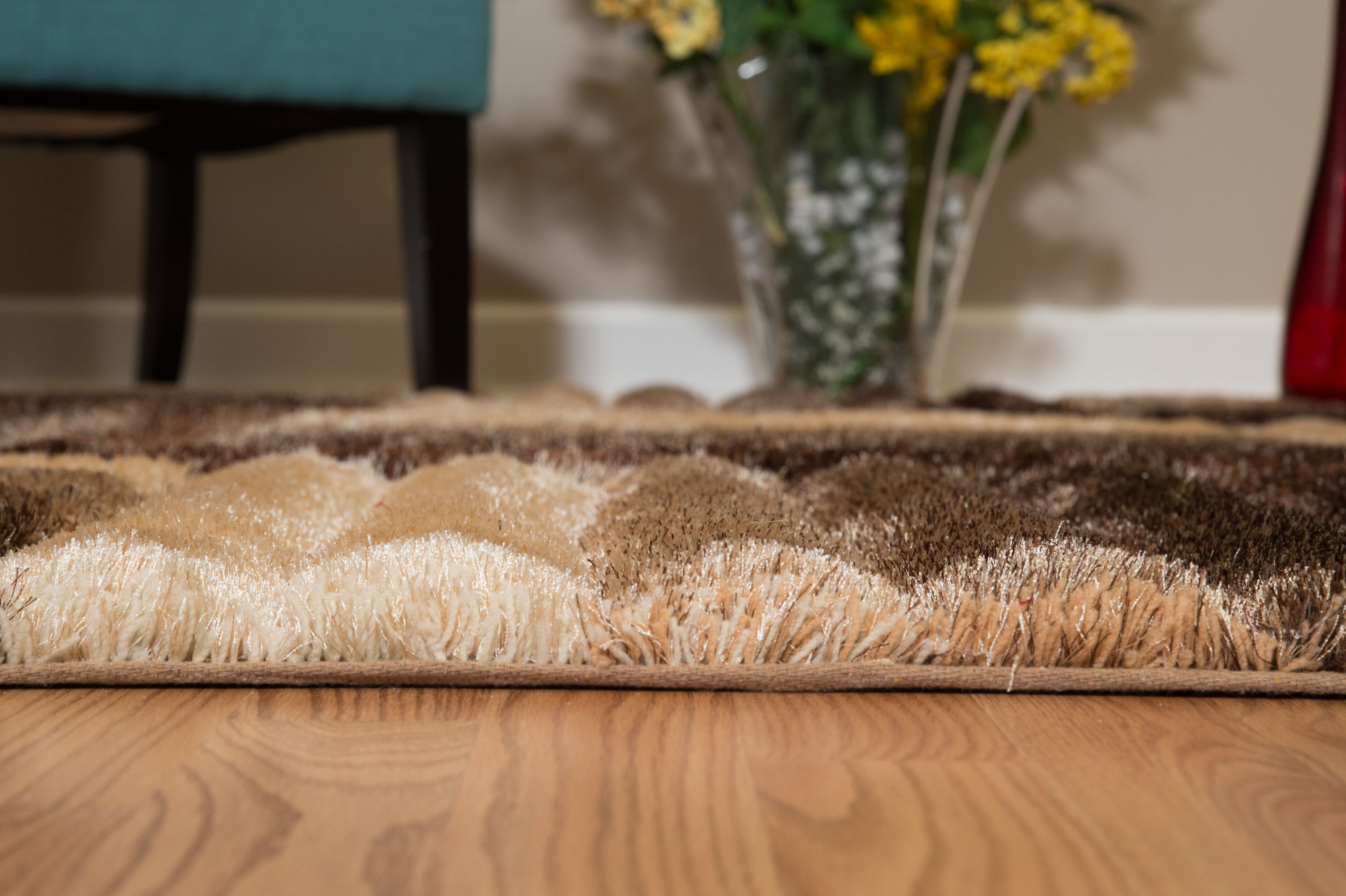 United Weavers Veria Doux Shag Geometric Area Rug, Beige, 5'3" X 7'2"