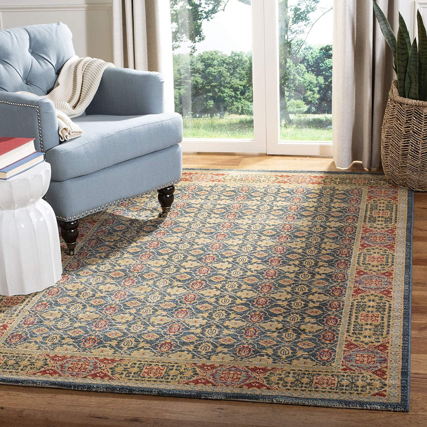 Safavieh Mahal Collection MAH623K Traditional Oriental Light Blue and