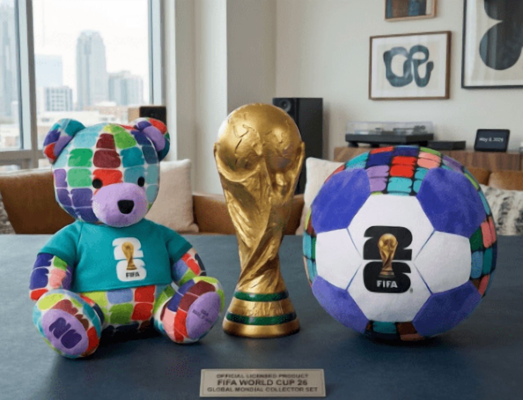FIFA World Cup 2026 Global Mundial Collector Set with Trophy