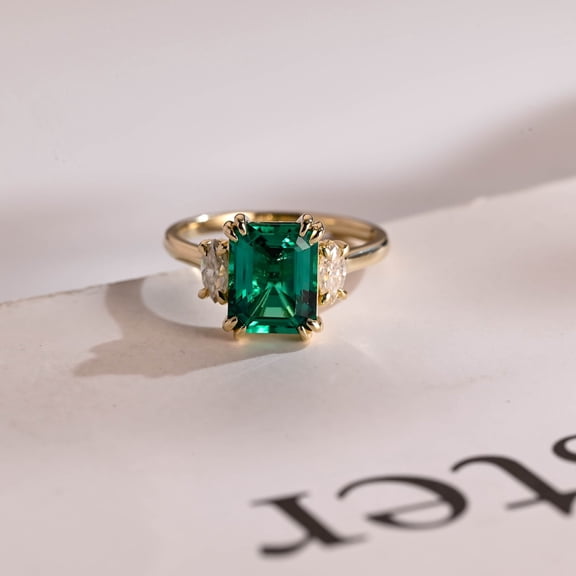 Natural Emerald (Panna) Gemstone Ring Woman And Mens Birthstone Gift Ring Promise Ring