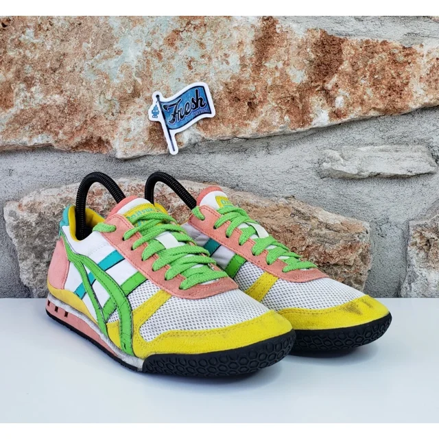 Asics Onitsuka Tiger Ultimate Athletic Running Shoes Women Sz 7 Yellow HN567
