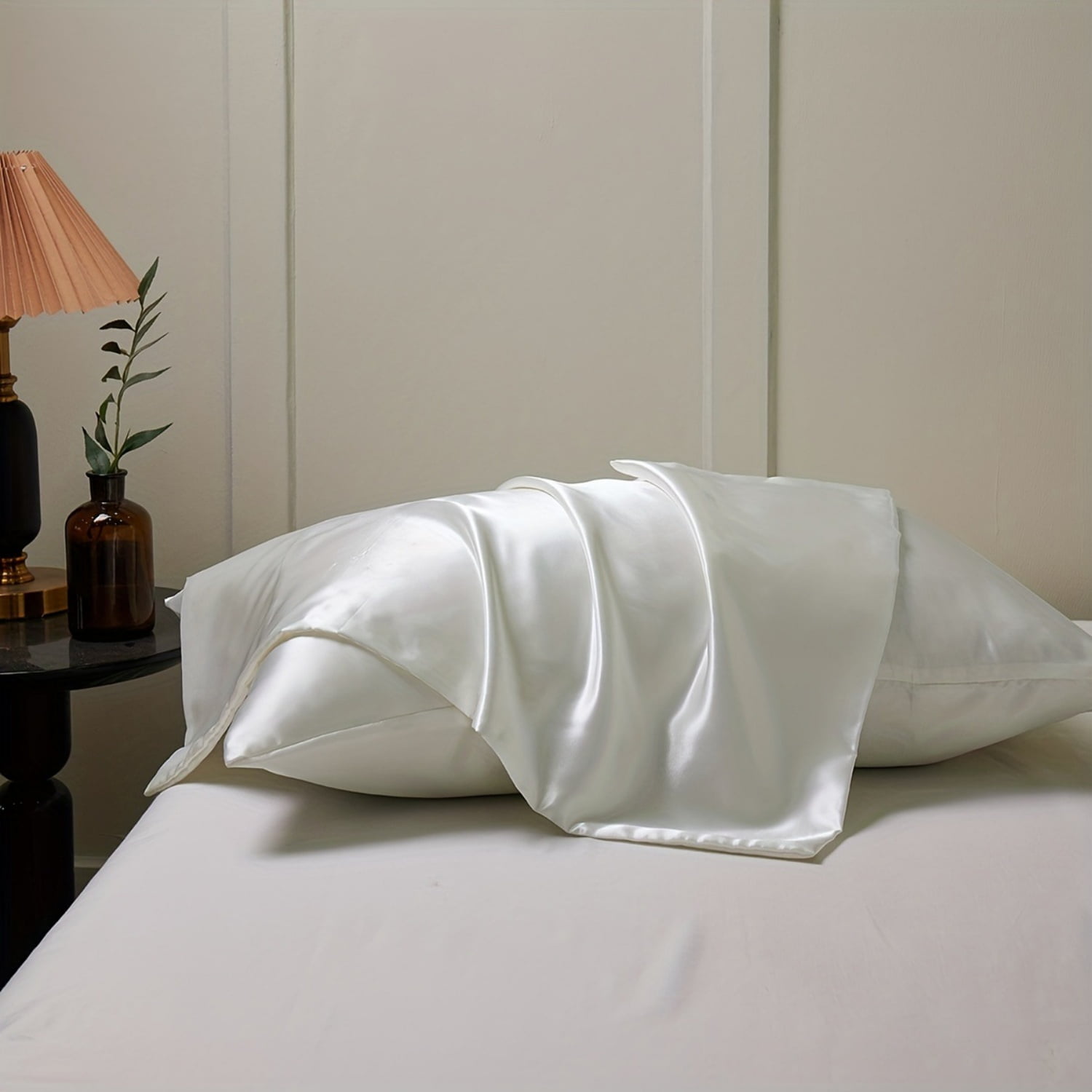 Mulberry Silk Pillowcase King for Hair and Skin Made in Germany, 22 Momme Pure Silk, Anti Acne Pillow Cases with Zipper, 6A Grade Organic Silk, Hypoallergenic, Anti Wrinkle, 2 Pcs 20"x36", King