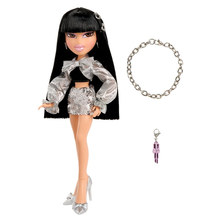 Bratz Charmz Jade Fashion Doll with Collectible Charm Bracelet