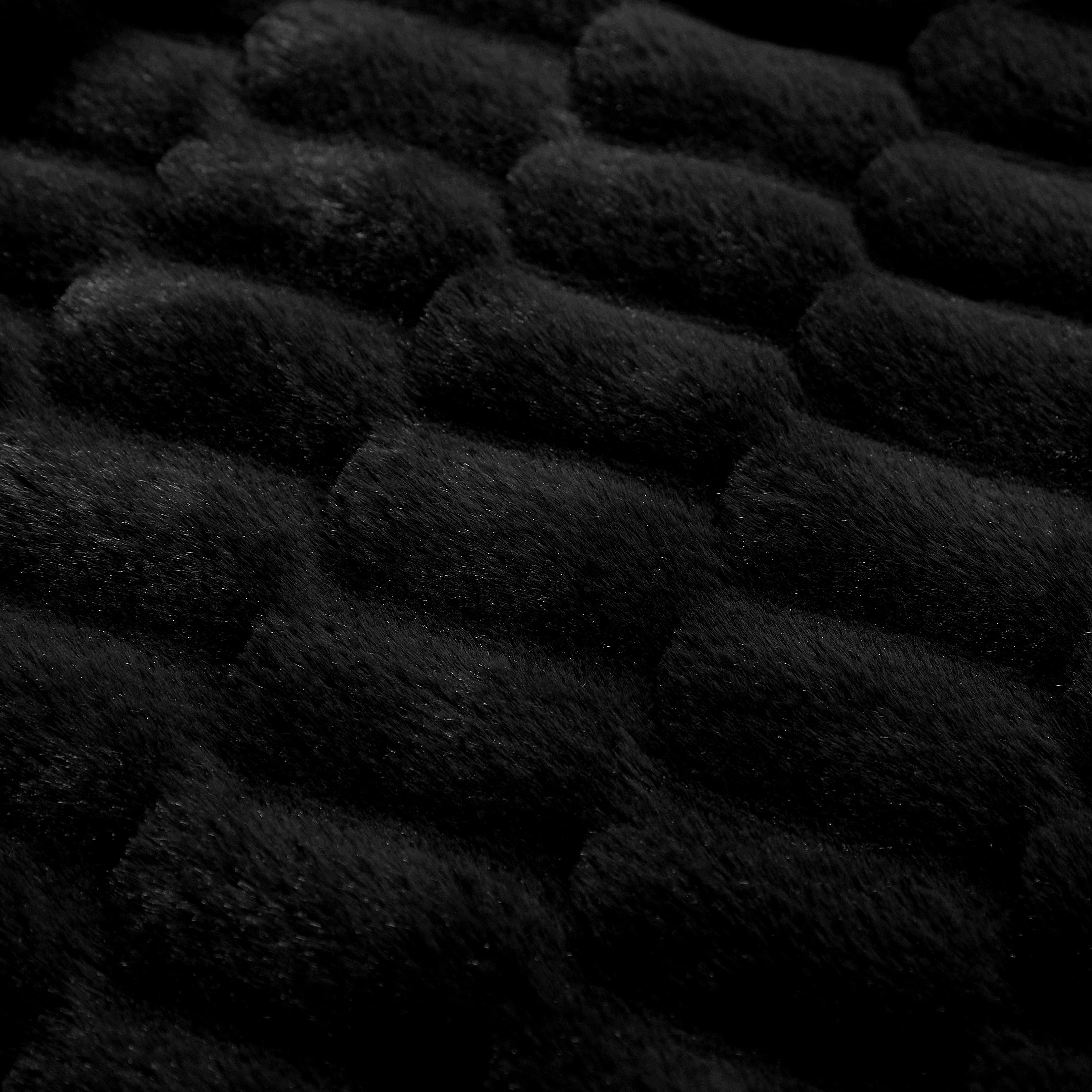 Dearfoams Textured Faux Fur Reversible Mink Bed Blanket, Black, Full/Queen, 90 x 90 in