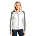 thumbnail image 1 of Chaqueta Soft Shell Active Colorblock para mujer de Port Authority®. L718 Blanco/ Pícaro Autoridad Portuaria L718, 1 of 1