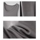thumbnail image 4 of Camisetas sin mangas ajustadas para hombre, paquete de 2 L, azul marino, 4 of 5
