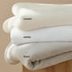 thumbnail image 2 of Manta Bedsure GentleSoft de Franela XL 127x178 cm Blanca, 2 of 8
