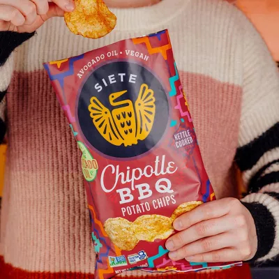 Siete Chipotle BBQ Kettle Cooked Potato Chips 5.5oz (Pack of 4)