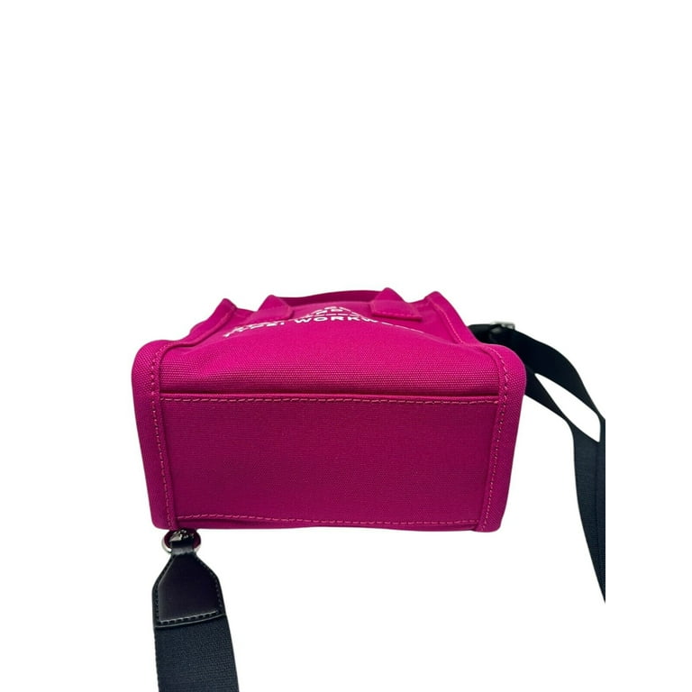 MARC JACOBS ショルダーバッグ ピンク Marc Jacobs Small Leather Crossbody Bag in Petal Pink